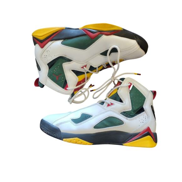 Size 8 - Jordan True Flight White Fir Amarillo - Picture 2 of 9